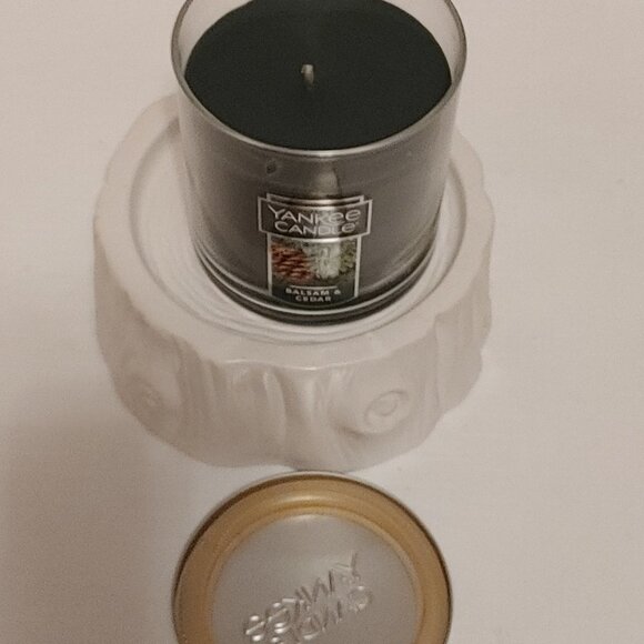 Yankee Candle Balsam & Cedar Single Wick Candle 7oz 198g BNWT - Picture 3 of 5